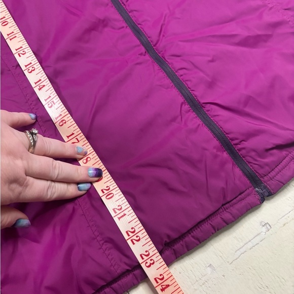 LL Bean Womens Purple Short Purple Pink Reversible Full Zip Vest Size Medium - Picture 5 of 6